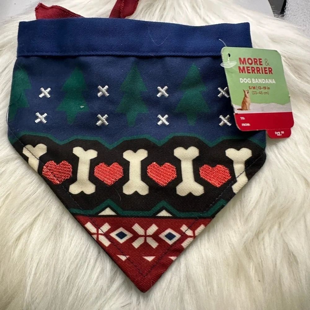 🩷5/$10 Festive Dog Bandana with Trees and Hearts